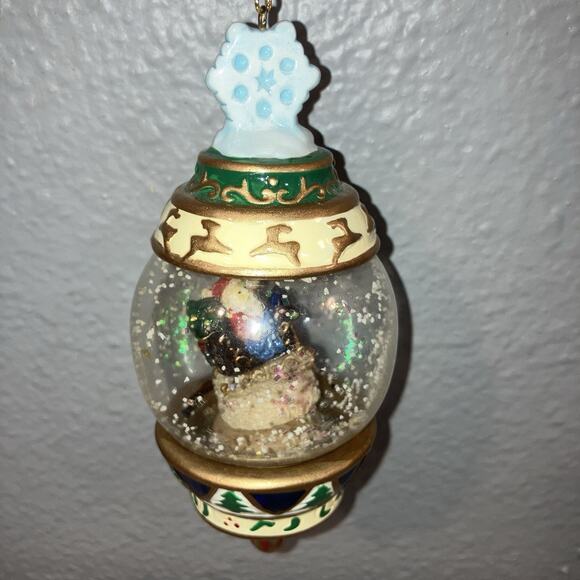 Christmas Ornament Vintage Kirkland Signature Waterglobe Santa Sack Snow Globe - Picture 2 of 6